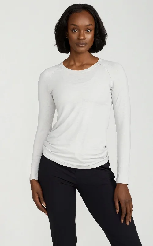 Women's Long Sleeve Lux-Tech Shirt in White Welt Pockets Slit Pockets