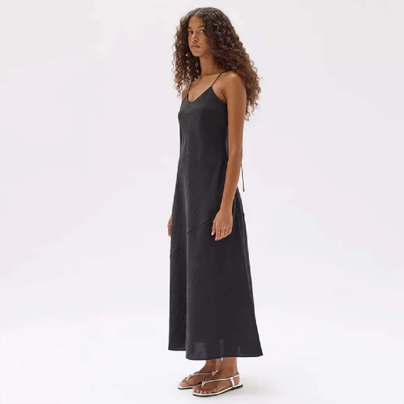 HEATHER SILK MAXI DRESS | BLACK Chic Button-Up Maxi Dress