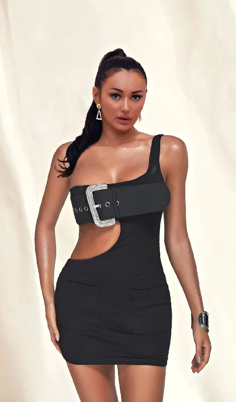 BLACK ONE SHOULDER CUTOUT MINI DRESS Stylish Short Sleeve Mini Dress