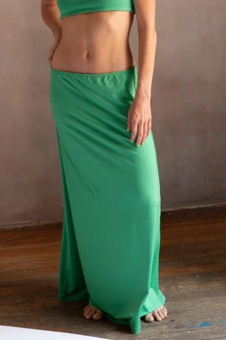 The Everywhere Skirt - Fresh Cut Green breathable skirt fabric