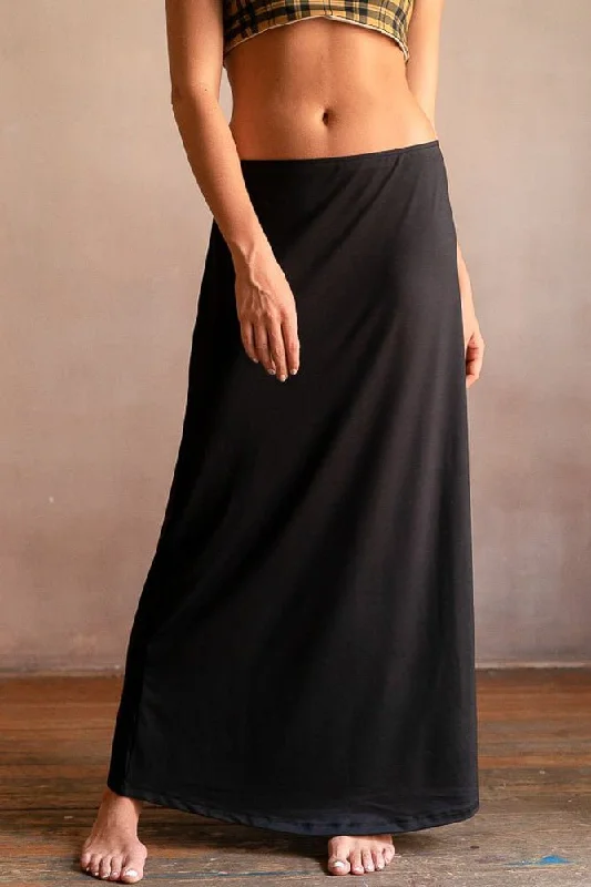 The Everywhere Skirt - Matte Black chiffon skirt flowing